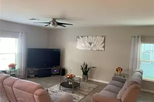 10460 Carloway Hills Dr, Wimauma, FL 33598 - Photo 8