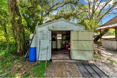 9922 Rockhill Road, Thonotosassa, FL 33592 - Photo 20