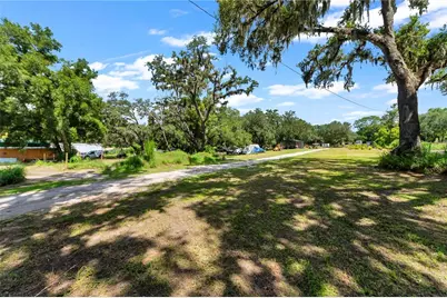 9922 Rockhill Road, Thonotosassa, FL 33592 - Photo 34