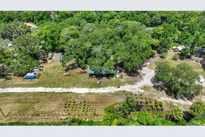 9922 Rockhill Road, Thonotosassa, FL 33592 - Photo 12