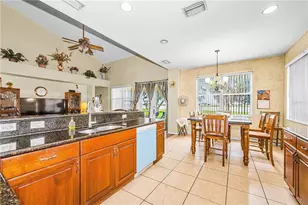 11217 Laurel Brook Ct, Riverview, FL 33569 - Photo 10