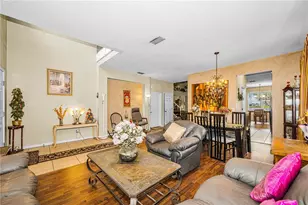 11217 Laurel Brook Ct, Riverview, FL 33569 - Photo 8