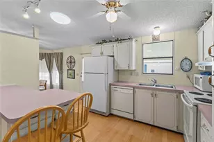 10315 Cortez Road W, Bradenton, FL 34210 - Photo 8