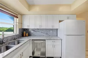 906 Carlton Rd, Tarpon Springs, FL 34689 - Photo 12