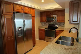 285 107th Ave, Treasure Island, FL 33706 - Photo 16