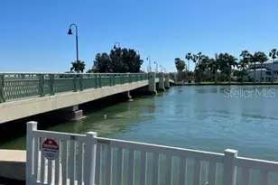 285 107th Ave, Treasure Island, FL 33706 - Photo 2