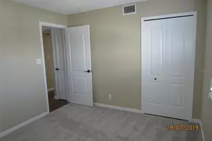 285 107th Ave, Treasure Island, FL 33706 - Photo 26