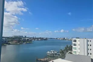 285 107th Ave, Treasure Island, FL 33706 - Photo 14