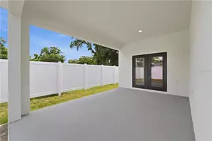 5111 68th St N, Saint Petersburg, FL 33709 - Photo 22
