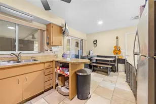 10196 Heathcliff St, Spring Hill, FL 34608 - Photo 14