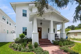 876 44th Ave N, Saint Petersburg, FL 33703 - Photo 1