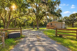 3935 Ewell Rd, Lakeland, FL 33811 - Photo 2
