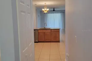 30541 Norseman Pl, Wesley Chapel, FL 33545 - Photo 2