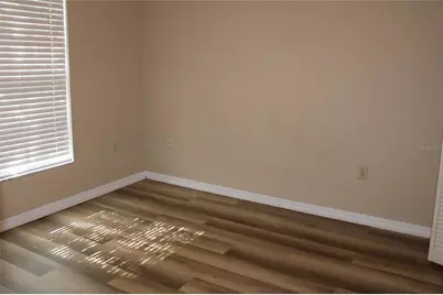 6121 56th Avenue N, Saint Petersburg, FL 33709 - Photo 8