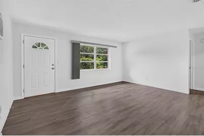 1150 1st Avenue NW, Largo, FL 33770 - Photo 4