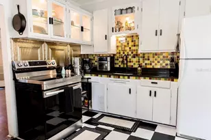 1750 34th Ave N, Saint Petersburg, FL 33713 - Photo 10