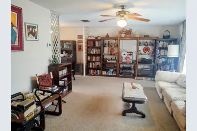 619 Riviera Bay Drive NE, Saint Petersburg, FL 33702 - Photo 6