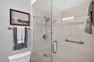 614 N Sylvan Dr, Brandon, FL 33510 - Photo 38
