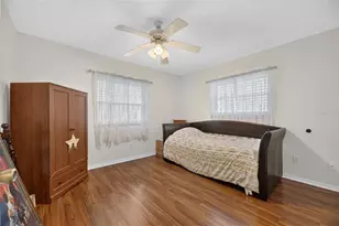 907 Bluewater Dr, Sun City Center, FL 33573 - Photo 22