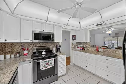907 Bluewater Drive, Sun City Center, FL 33573 - Photo 12