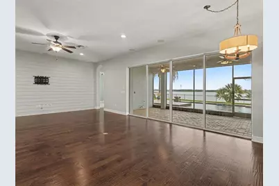 11323 Lake Lucaya Drive, Riverview, FL 33579 - Photo 12