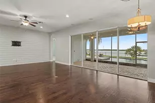 11323 Lake Lucaya Dr, Riverview, FL 33579 - Photo 12
