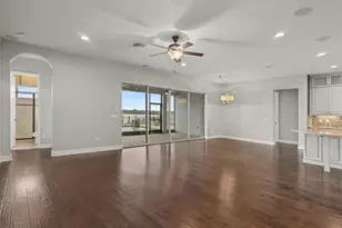 11323 Lake Lucaya Dr, Riverview, FL 33579 - Photo 10