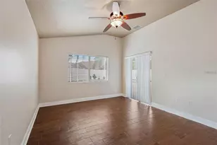 4007 Harbor Lake Dr, Lutz, FL 33558 - Photo 16