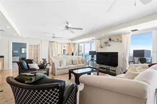 1350 Gulf Blvd, Clearwater Beach, FL 33767 - Photo 4