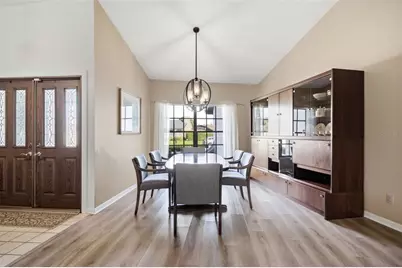 13707 Attley Place, Tampa, FL 33624 - Photo 2