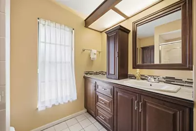 13707 Attley Place, Tampa, FL 33624 - Photo 18