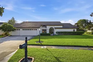 13707 Attley Pl, Tampa, FL 33624 - Photo 1