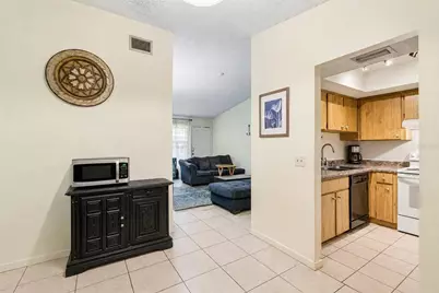 3132 Bloomingdale Villas Court, Brandon, FL 33511 - Photo 44