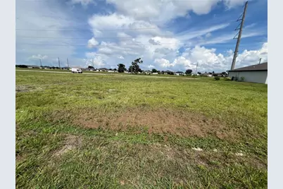 2612 Santa Barbara Boulevard N, Cape Coral, FL 33993 - Photo 4
