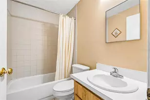 3132 Bloomingdale Villas Ct, Brandon, FL 33511 - Photo 18