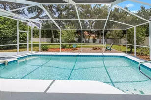 18812 Bascomb Ln, Hudson, FL 34667 - Photo 2