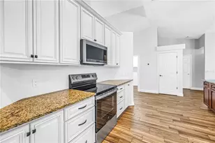 18812 Bascomb Ln, Hudson, FL 34667 - Photo 6