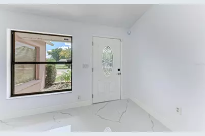 6540 Mauna Loa Boulevard, Sarasota, FL 34241 - Photo 10