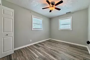 4727 20th St N, Saint Petersburg, FL 33714 - Photo 14
