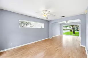 8013 Boone Dr, Largo, FL 33773 - Photo 4