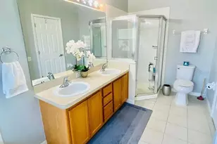 8013 Boone Dr, Largo, FL 33773 - Photo 14