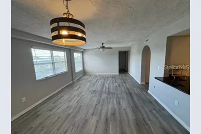 4681 1st Street NE #304, Saint Petersburg, FL 33703 - Photo 8