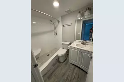 4681 1st Street NE #304, Saint Petersburg, FL 33703 - Photo 12