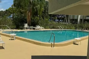 4681 1st Street NE, Saint Petersburg, FL 33703 - Photo 2