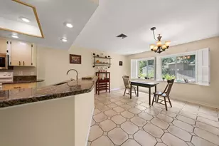 12811 Lake Dr, Largo, FL 33774 - Photo 12