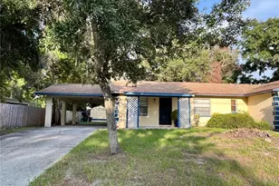 705 Bayou Ave, Tarpon Springs, FL 34689 - Photo 1
