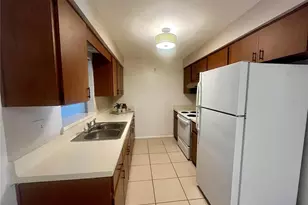 705 Bayou Ave, Tarpon Springs, FL 34689 - Photo 6