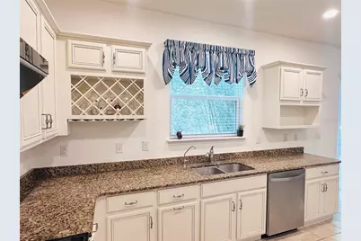 10132 Grand Oak Circle, Madeira Beach, FL 33708 - Photo 18