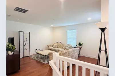 10132 Grand Oak Circle, Madeira Beach, FL 33708 - Photo 22