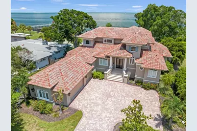 5918 Bahama Shores Drive S, Saint Petersburg, FL 33705 - Photo 1